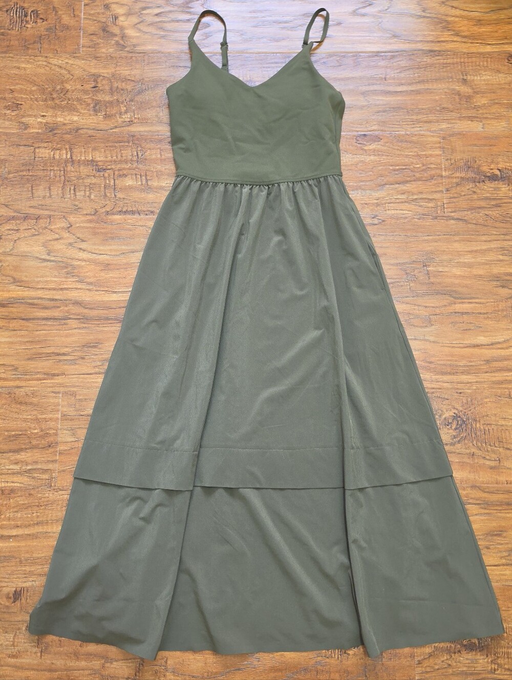 Athleta Elation V-Neck Adjustable Spaghetti Strap Padded Midi Dress Olive Green